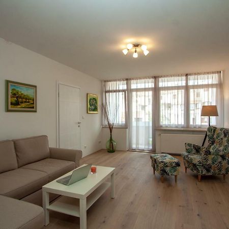 Apartman Colosseum Lägenhet Pula Exteriör bild